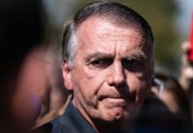 Perícia médica da PF conclui que Bolsonaro tem hérnia e necessita de cirurgia