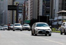 Contribuintes com placas finais 1 a 4 devem pagar IPVA a partir deste mês de março