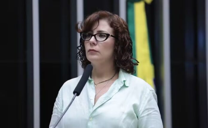 Carla Zambeli Carla Zambeli