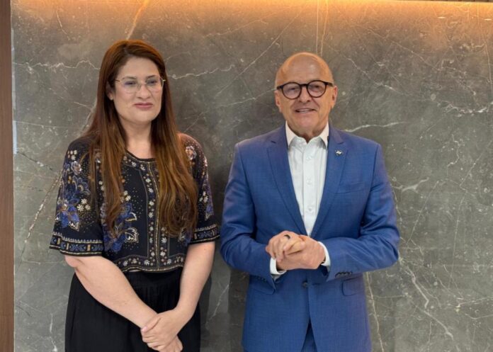 GOVERNADOR E SECRETARIA