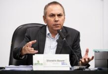 Dilemário ignora articulação de Ananias e mantém candidatura à Presidência da Câmara