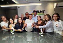 Botelho deixa União Brasil e assina com o MDB