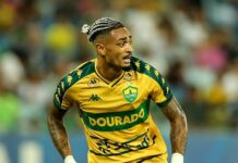 Cuiabá acerta venda de Derik Lacerda ao Kawasaki Frontale por US$ 1,3 milhão