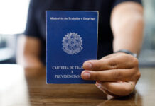 Semana começa com mais de 700 vagas de emprego e salários de até R$ 7,4 mil em Cuiabá