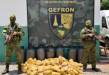 Polícia encontra 73 kg de skunk escondidos em tambores na zona rural de MT