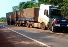 Quatro pessoas da mesma família morrem em batida frontal na BR-163